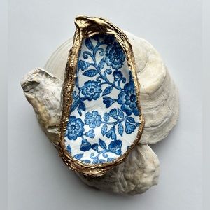 Handmade Oyster Shell Ring Dish with Blue Flower Pattern and Gold Trim
